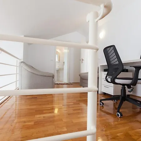 New Gallery With Beautiful View Apartment Baska Voda