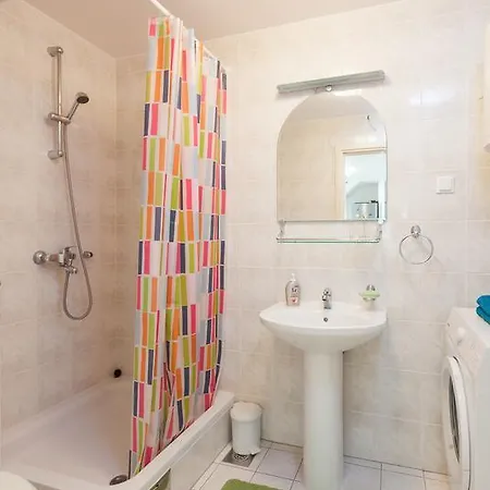 Apartment New Gallery With Beautiful View Baska Voda
